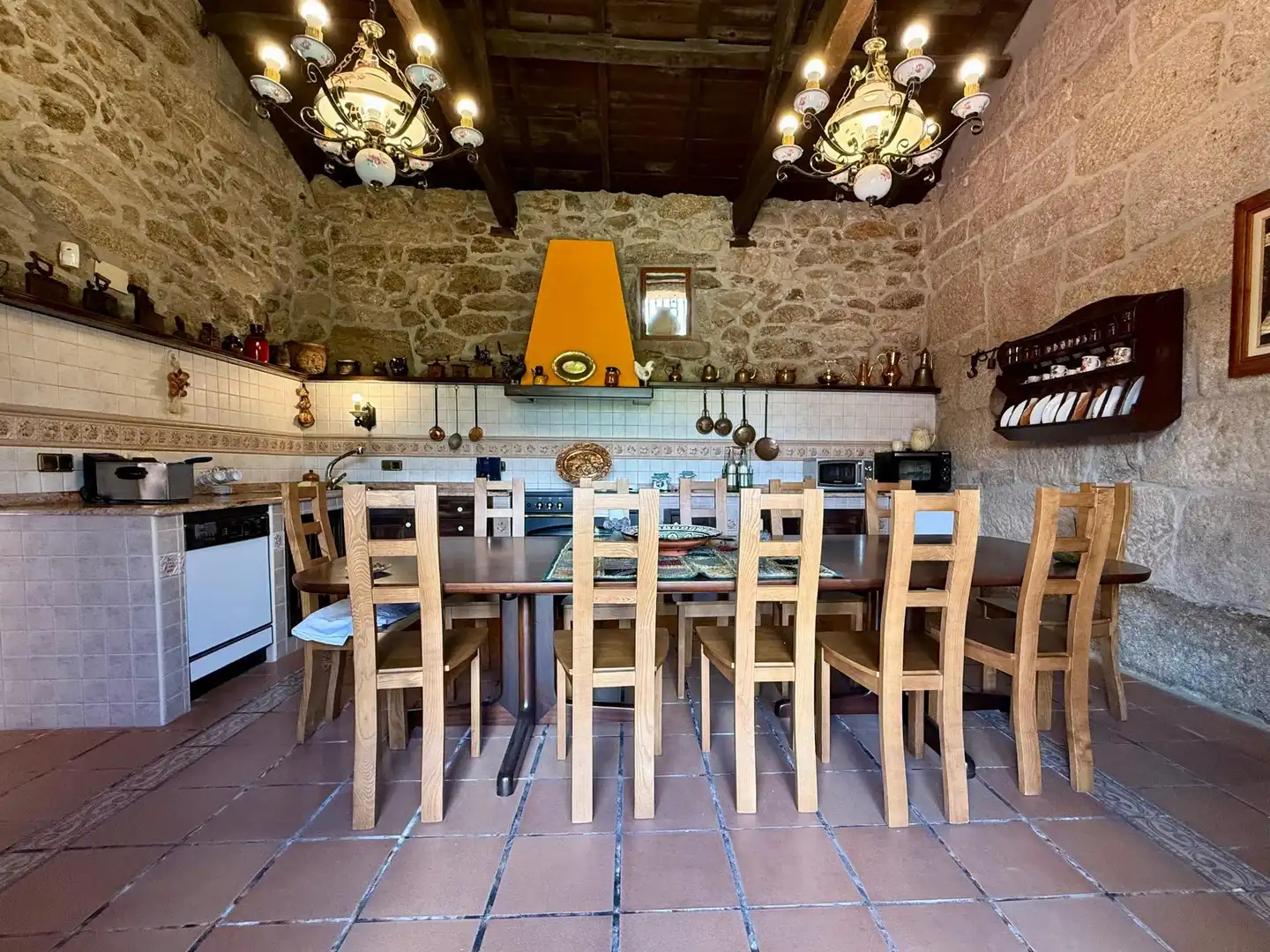 Cocina de Casa o chalet en venta en San Amaro con Calefacción, Jardín privado y Parquet