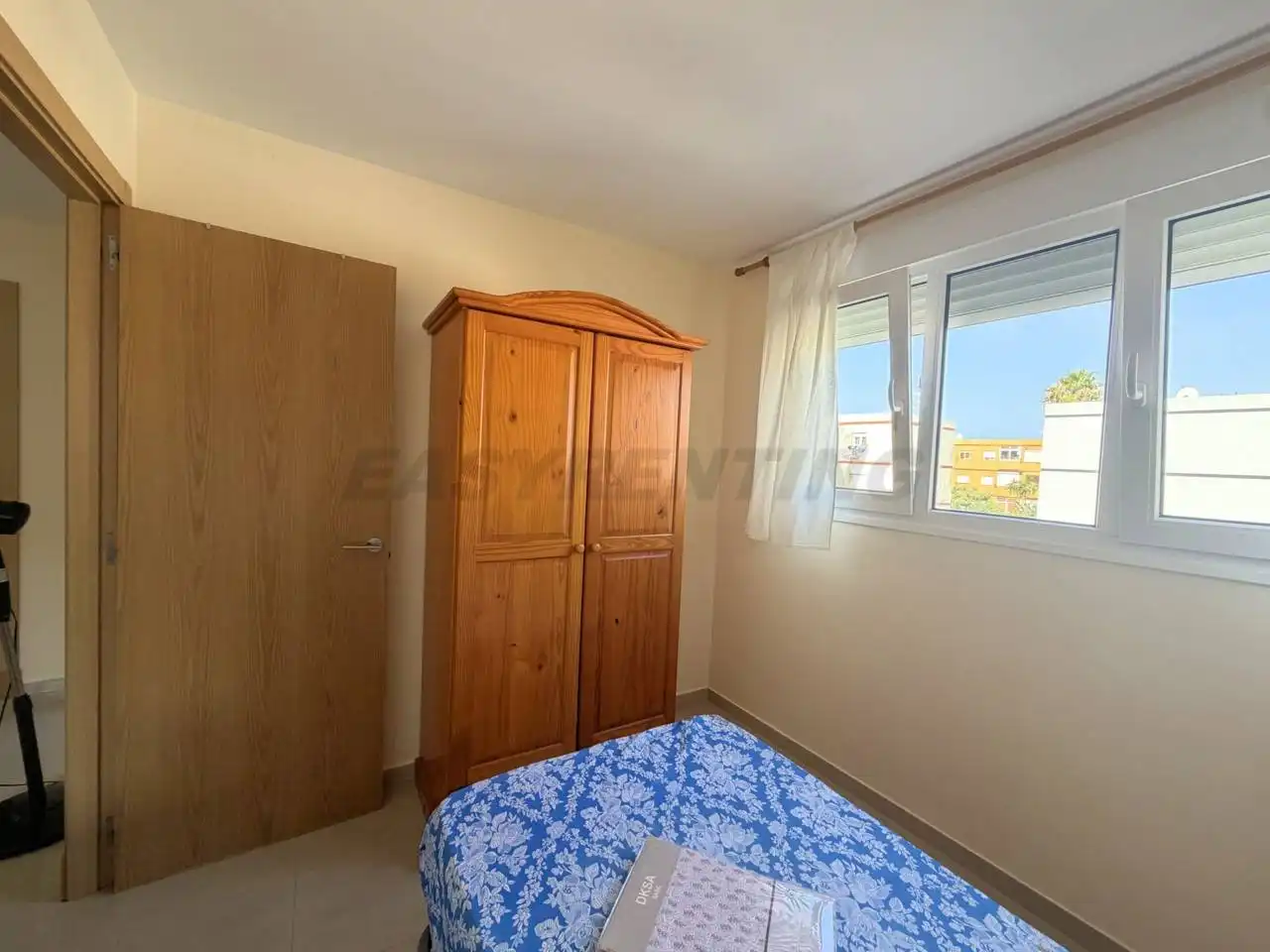 Bedroom of Flat for rent in La Línea de la Concepción  with Terrace and Furnished