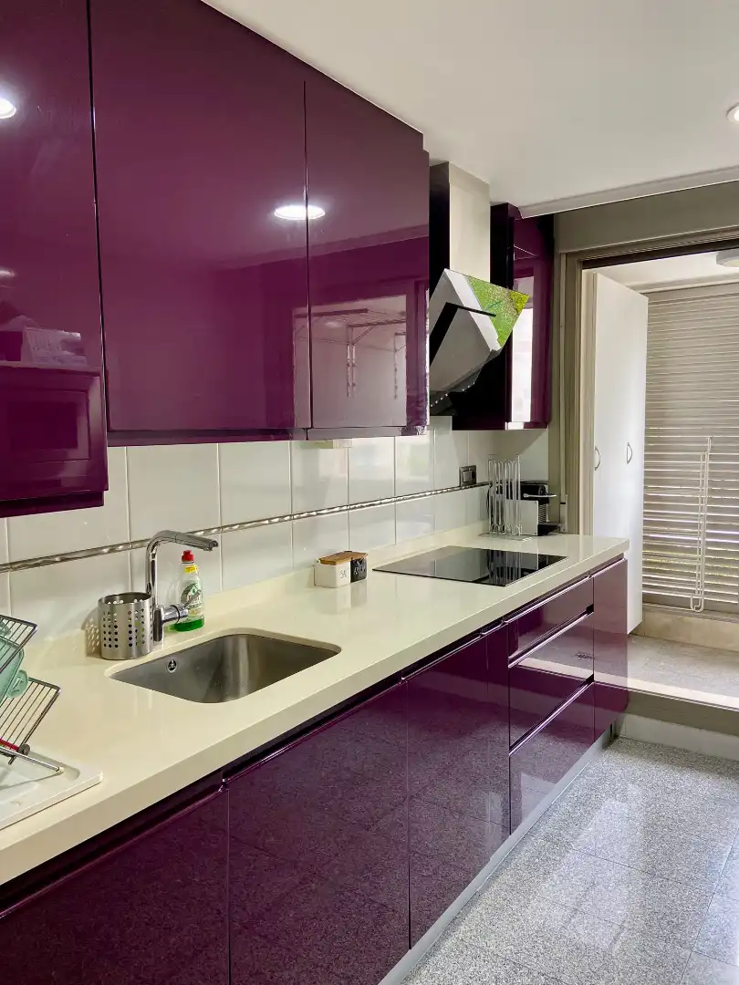 Cocina de Piso de alquiler en Castro-Urdiales con Calefacción, Terraza y Amueblado