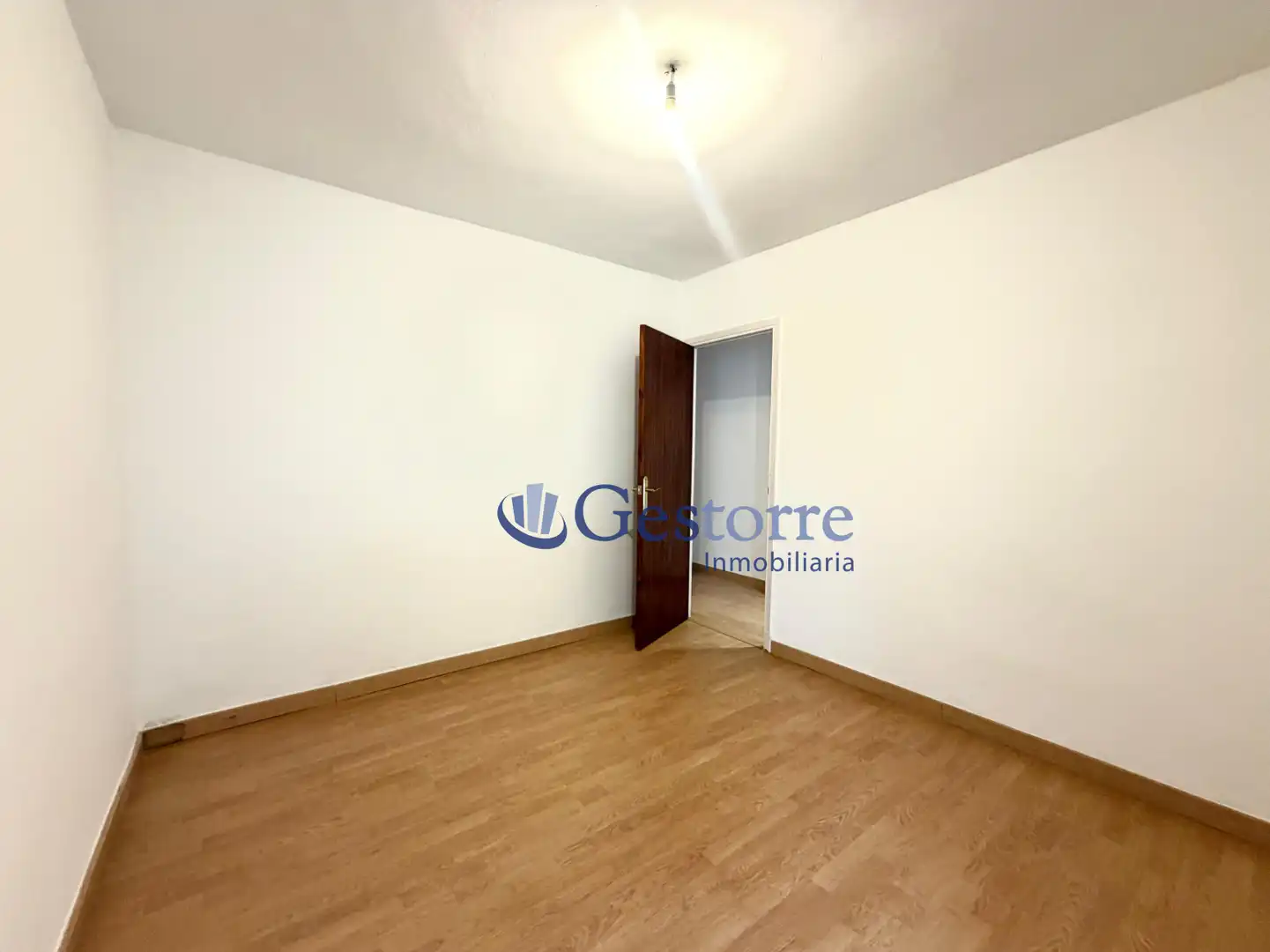 Flat for rent in Oviedo - CL VICTOR HEVIA, Vallobín