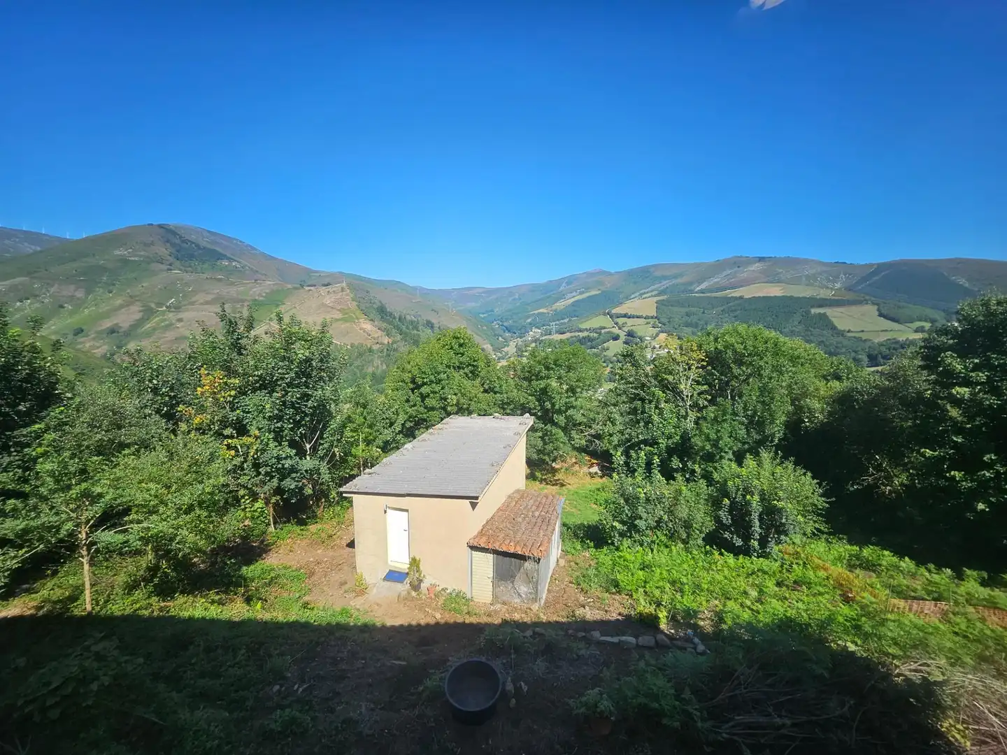 Country homes for sale in Allande