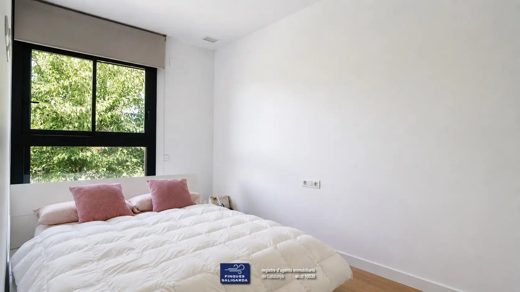 Dormitori de Dúplex en venda en L'Ametlla del Vallès amb Aire condicionat, Calefacció i Jardí privat