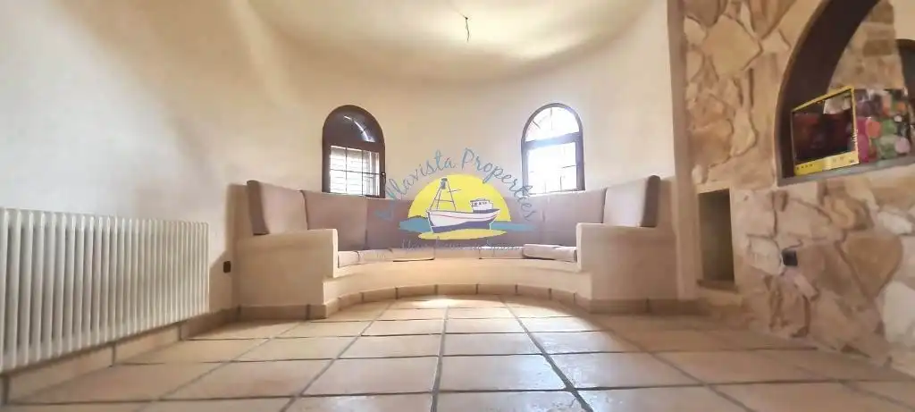Country house zum Verkauf in Cartagena mit Privatgarten, Schwimmbad und Möbliert