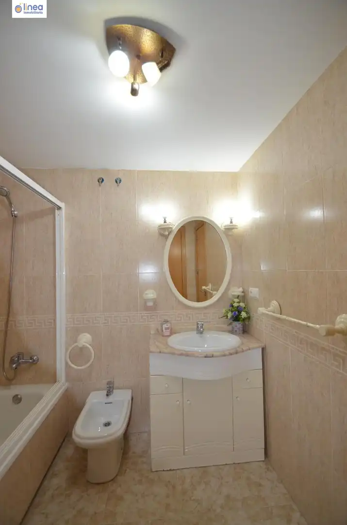 Bathroom of Flat for rent in Roquetas de Mar  with Air Conditioner, Terrace and Storage room