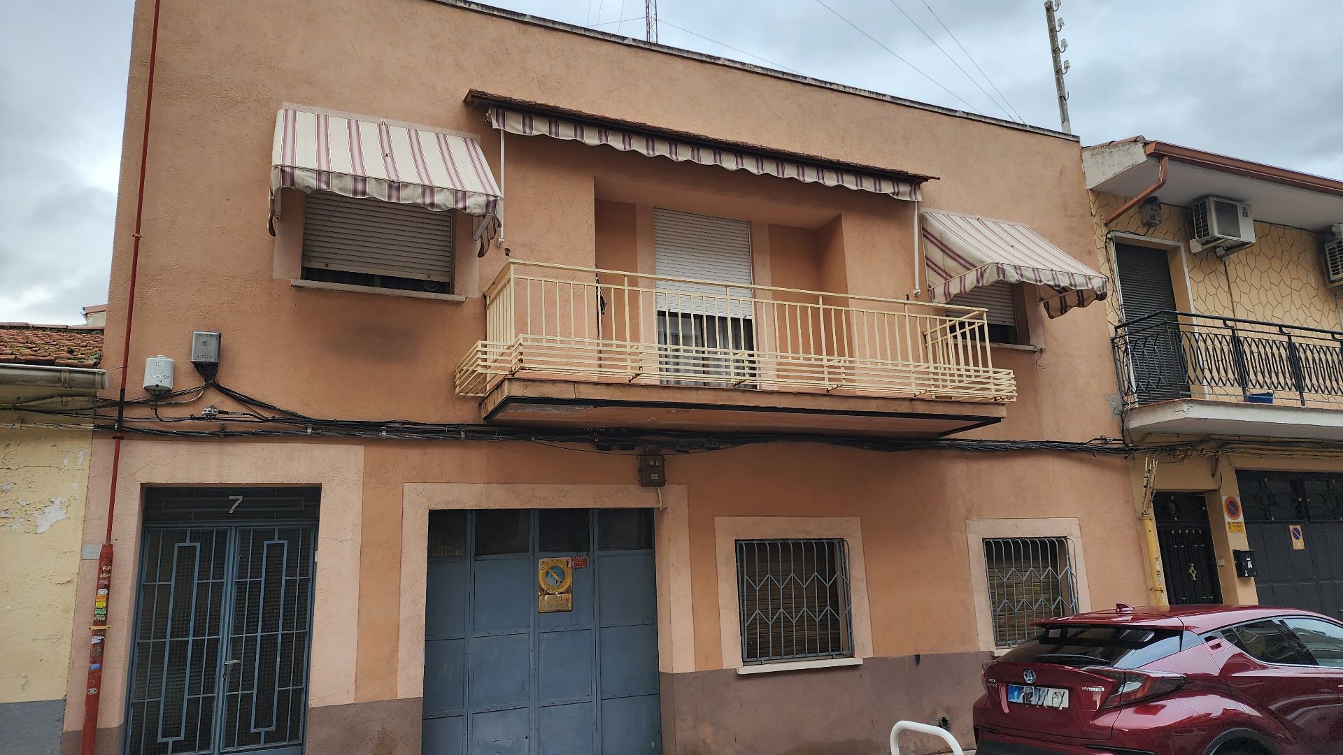 Vista exterior de Casa o xalet en venda en Getafe amb Calefacció, Jardí privat i Terrassa