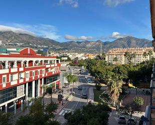 Vista exterior de Pis en venda en Fuengirola amb Aire condicionat, Calefacció i Terrassa