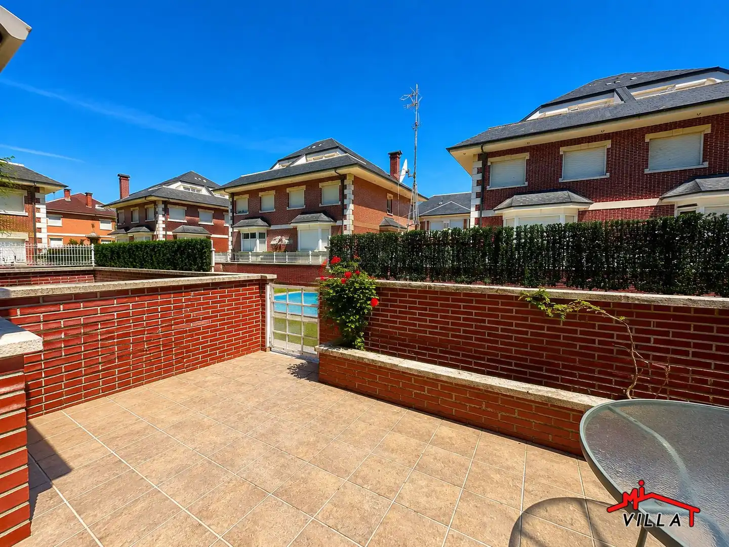 Terraza de Casa o chalet en venta en Laredo con Calefacción y Amueblado
