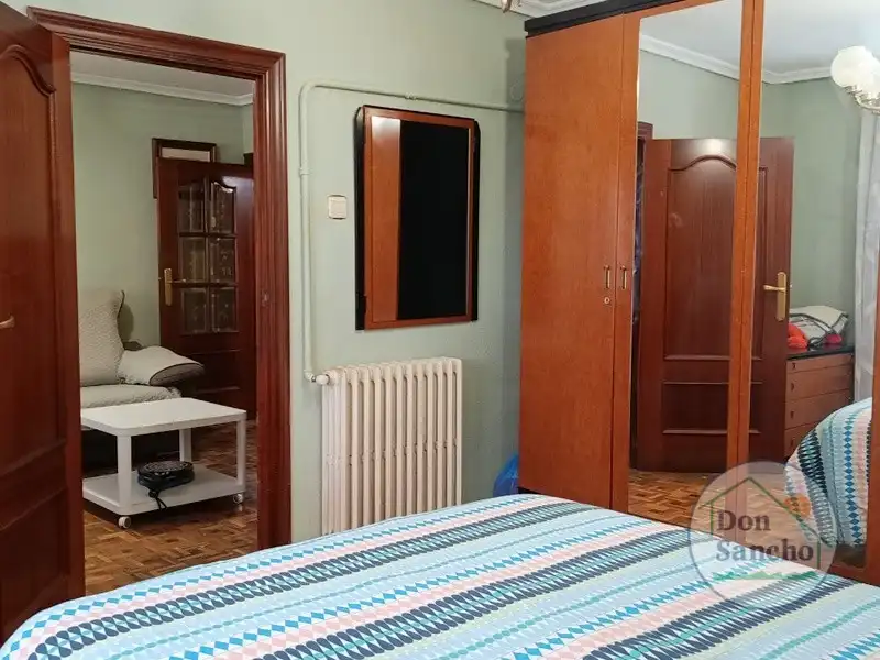 Habitación de Piso en venta en Valladolid con Calefacción