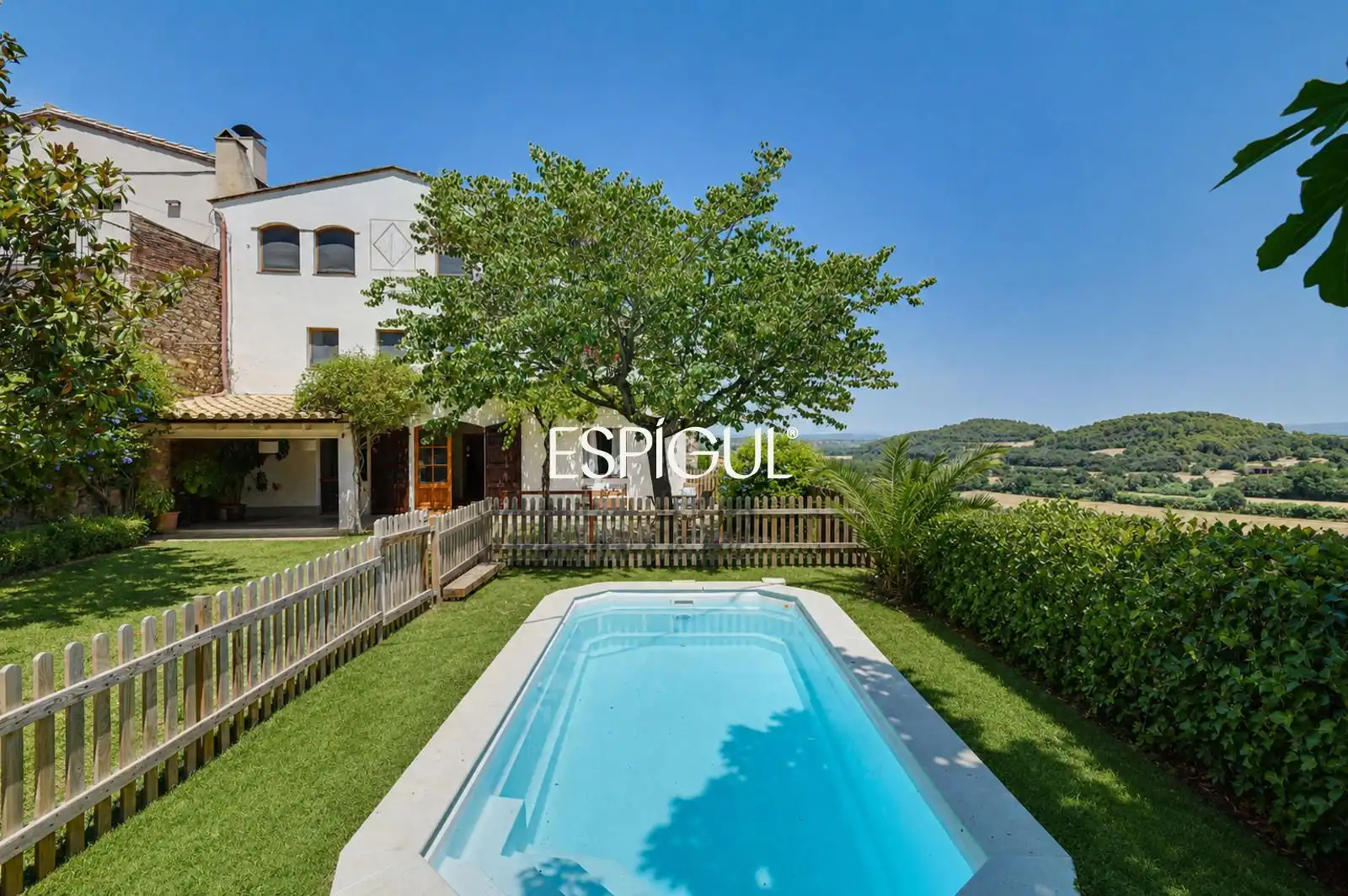 Casa con terraza en venta en Castell d'Empordà, imagen 2
