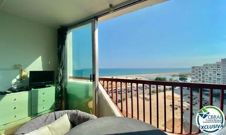Bedroom of Flat for sale in Empuriabrava  with Furnished, TV and Balcony