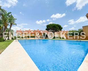 Piscina de Casa adosada de lloguer en Bétera amb Aire condicionat, Terrassa i Piscina