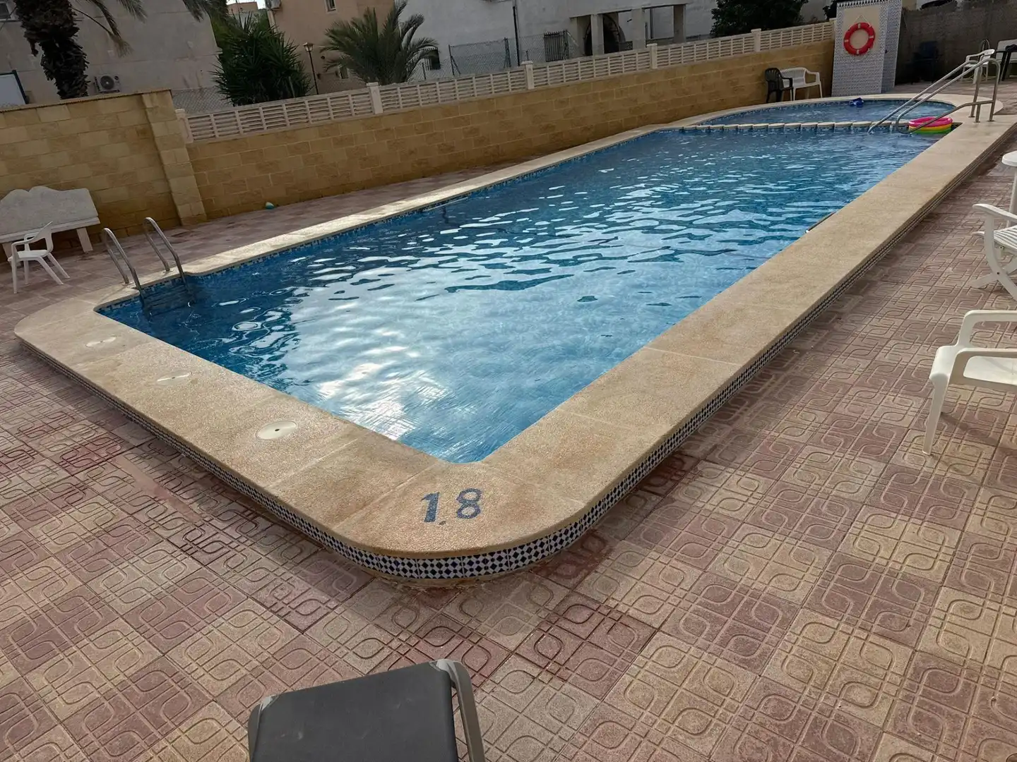 Piscina de Apartamento en venta en Torrevieja