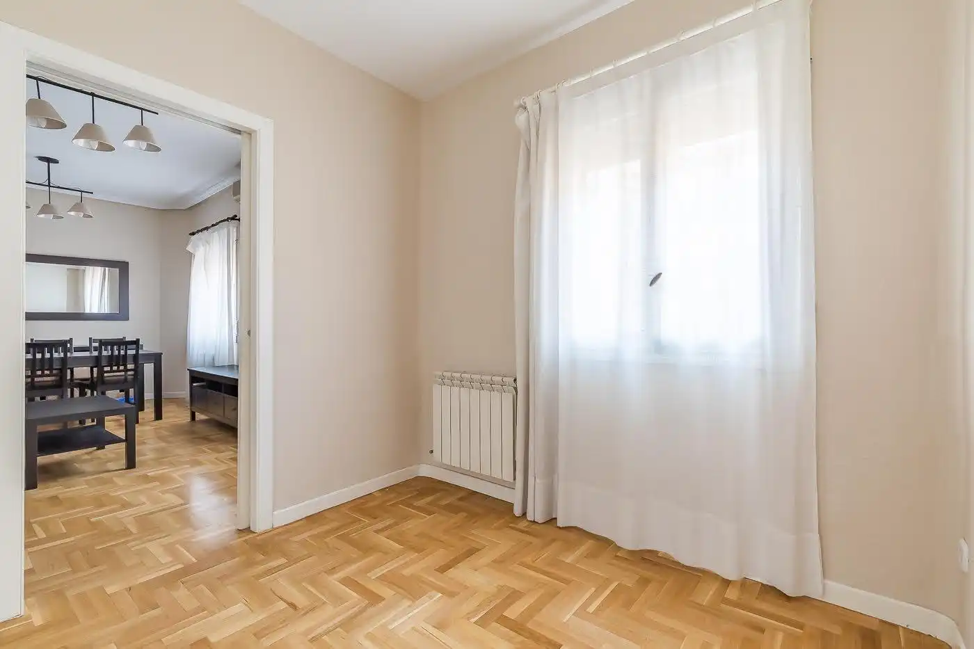 Habitación de Piso en venta en Madrid con Aire acondicionado y Calefacción