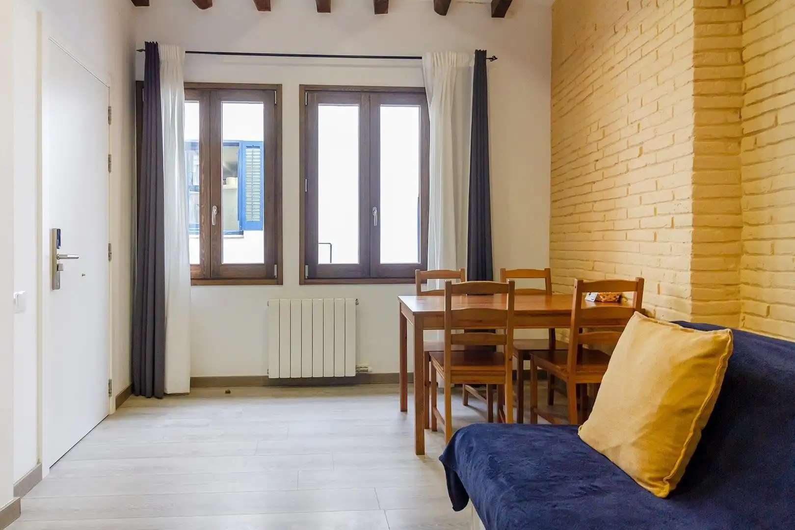 Schlafzimmer von Gebäude zum Verkauf in Sitges