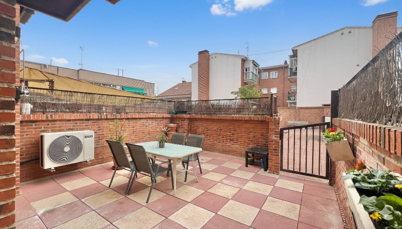 Flat to rent in Cueva de la Mora, 7, Centro