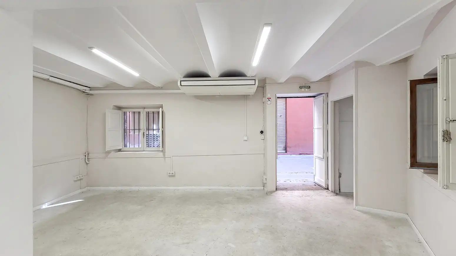 Local comercial en venta en Valencia - CL ROTEROS