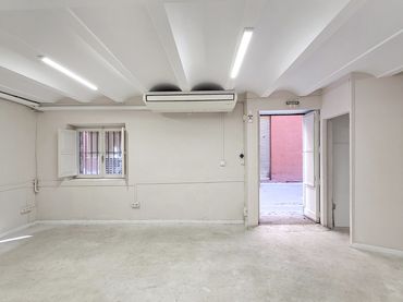 Local comercial en venda a Valencia - CL ROTEROS