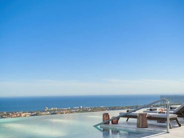 Àtic amb piscina en venda a Mijas pueblo