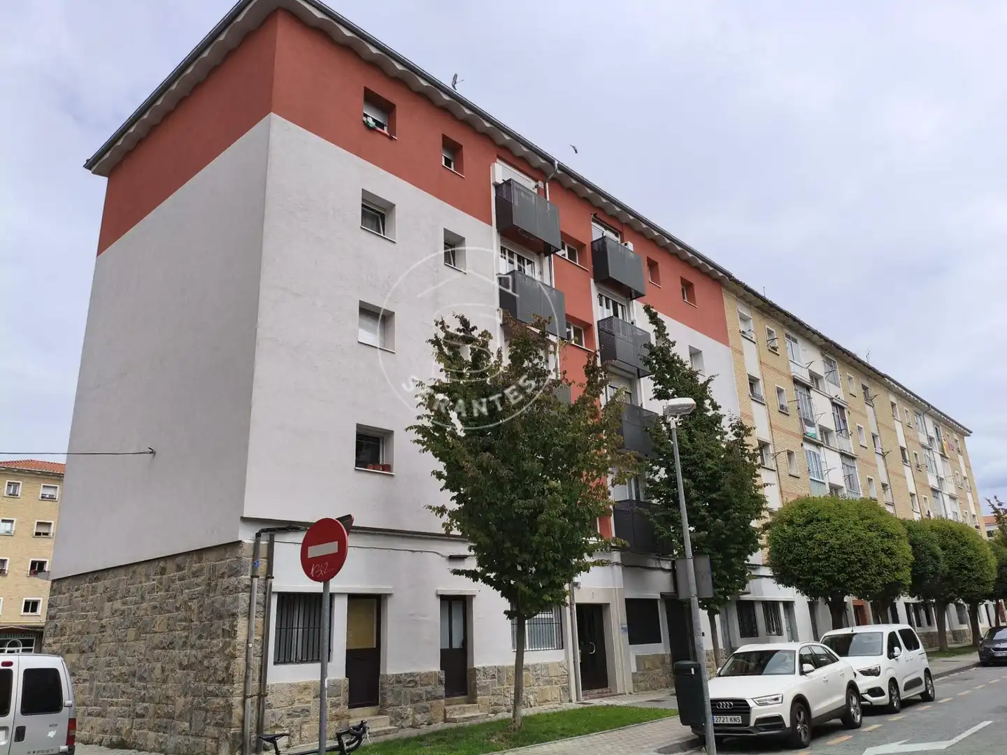 Vista exterior de Piso en venta en  Pamplona / Iruña con Calefacción