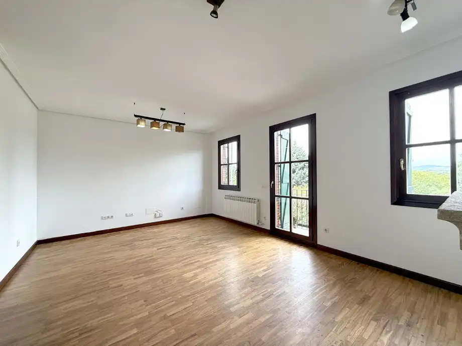 Sala de estar de Casa o chalet en venta en Legutio con Calefacción