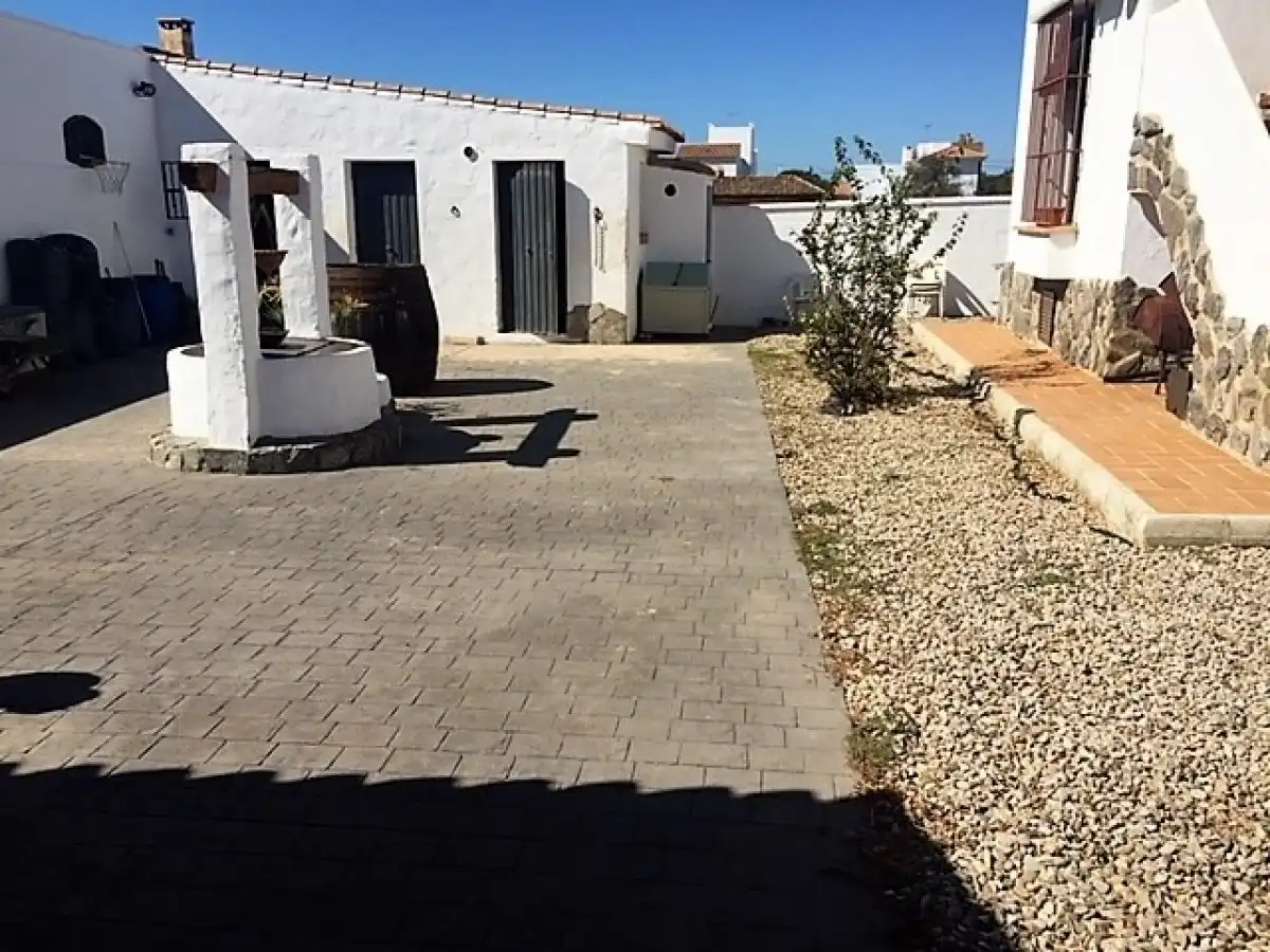 Villa mit Pool zum Verkauf in Núcleo urbano, imagen 22