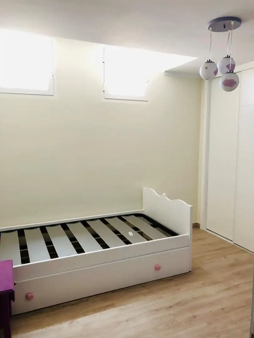 Schlafzimmer von Maisonette zum Verkauf in Benalmádena mit Klimaanlage, Privatgarten und Terrasse