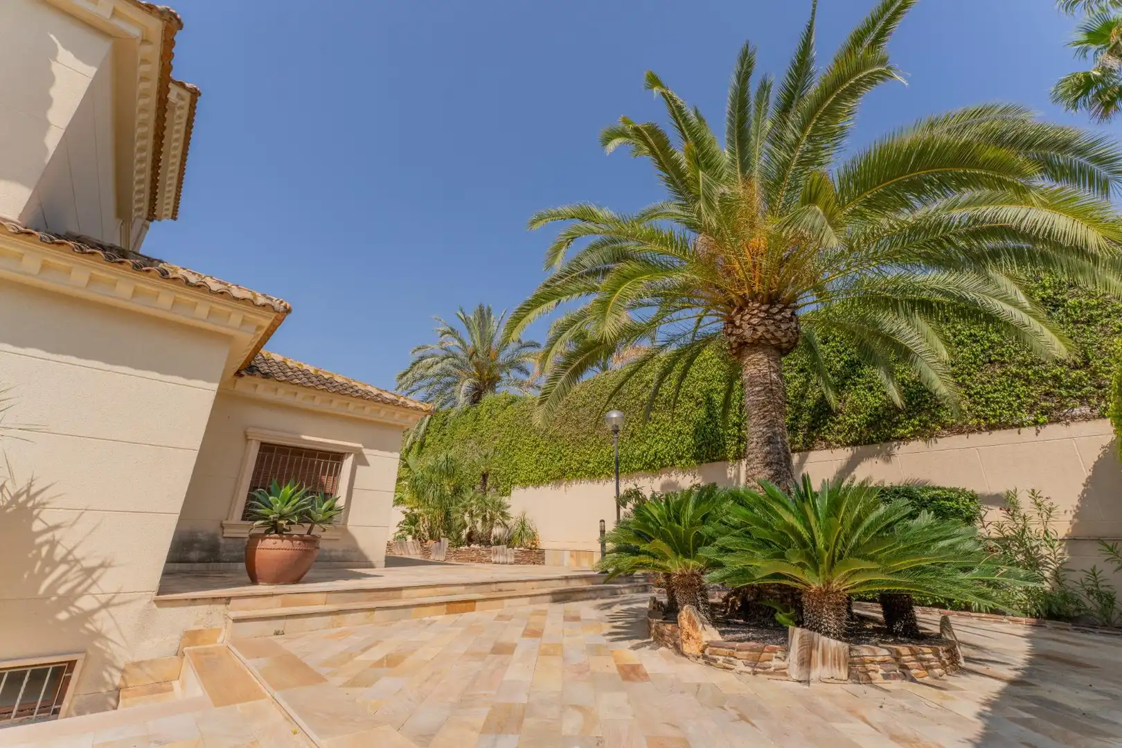 Terrace of Houses for sale in Elche / Elx  with Air Conditioner, Heating and Private garden
