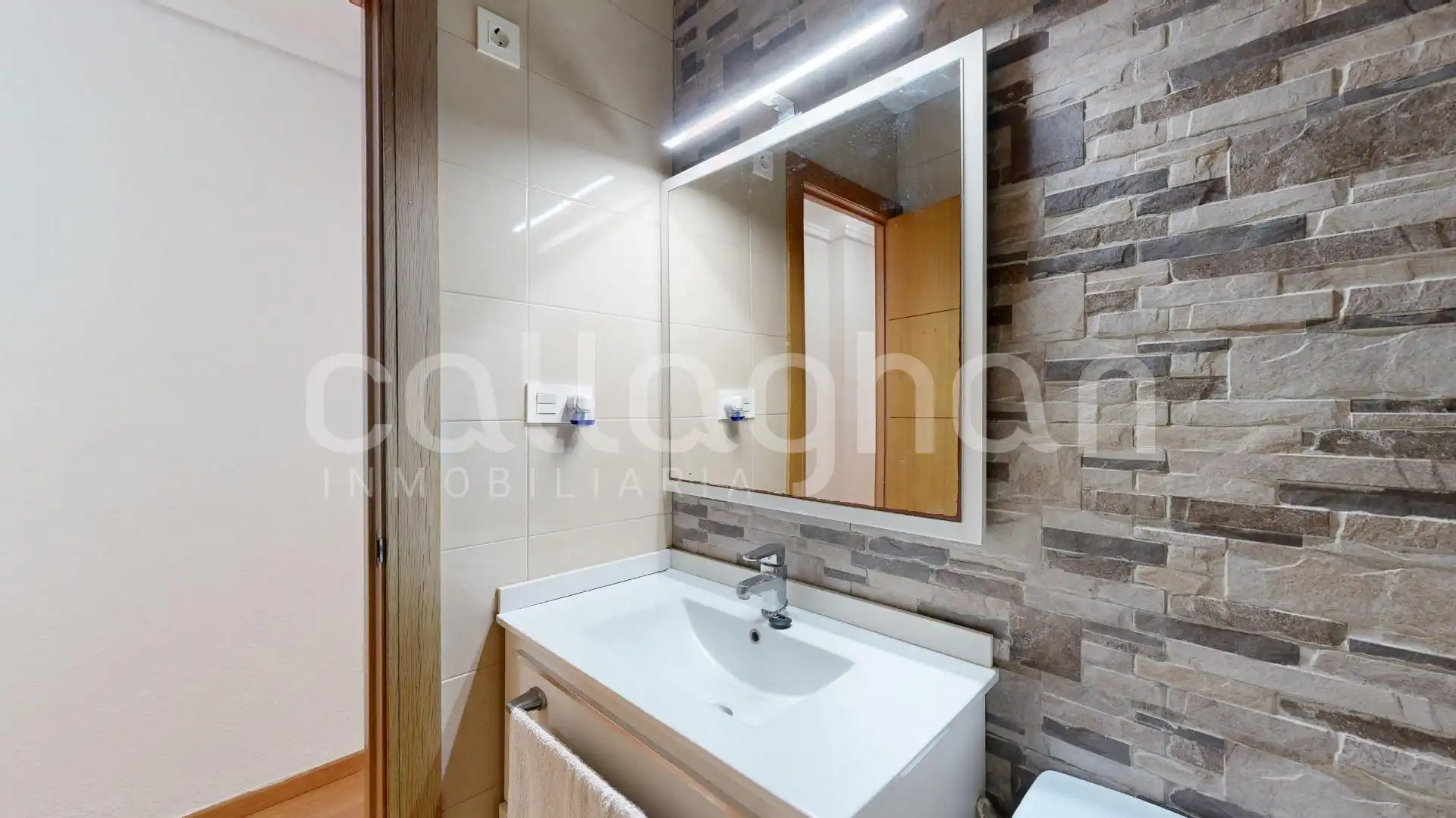 Piso en venta en Rocafort
