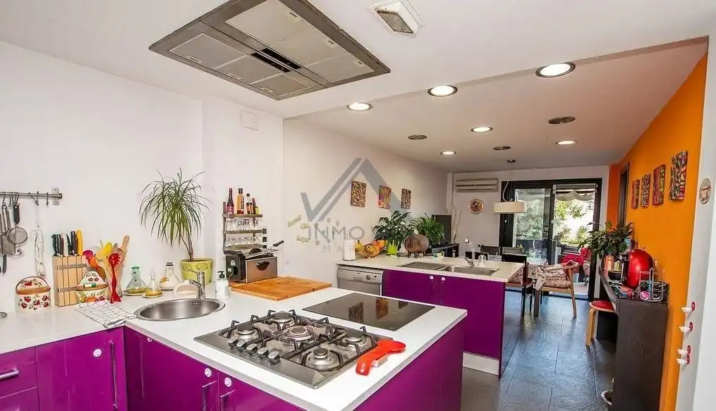 Casa amb piscina en venda a Josep Soler, imagen 17