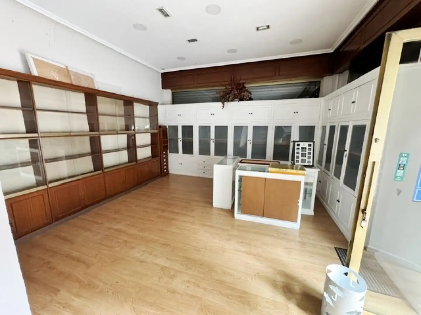 Business premises to rent in CARBAYEDO - CALLE JIMENEZ DIAZ, imagen 2