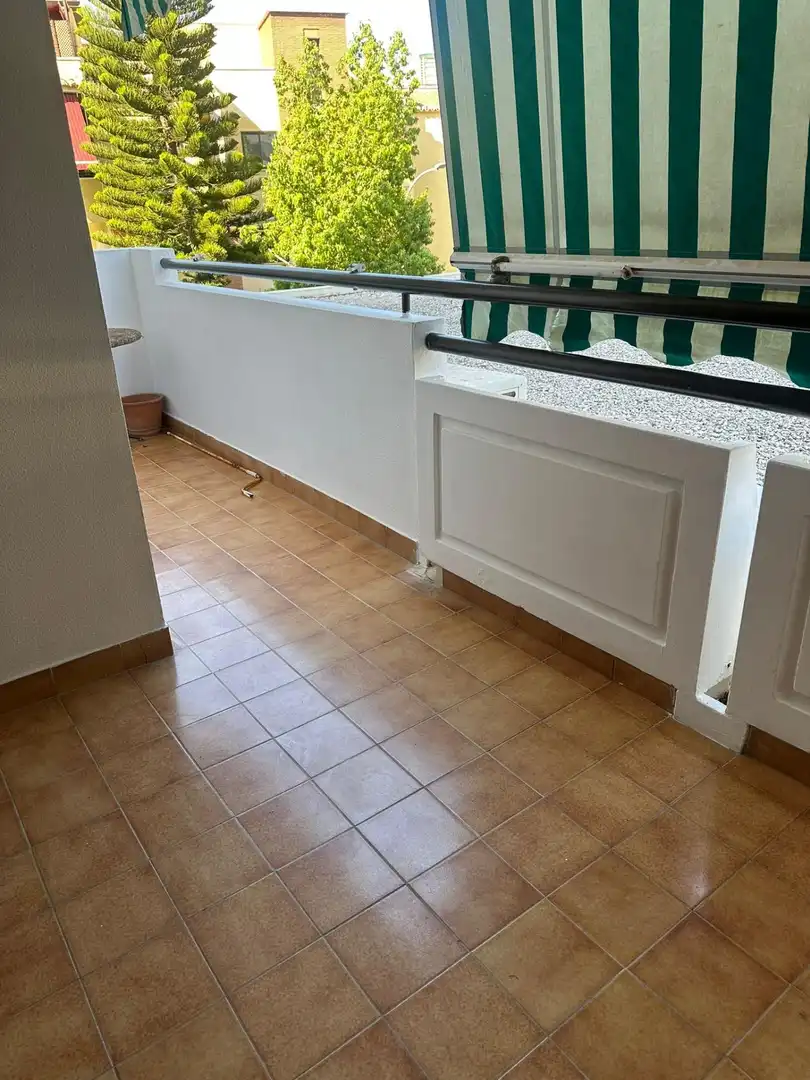 Apartment with pool for sale in La Carihuela - Los Nidos