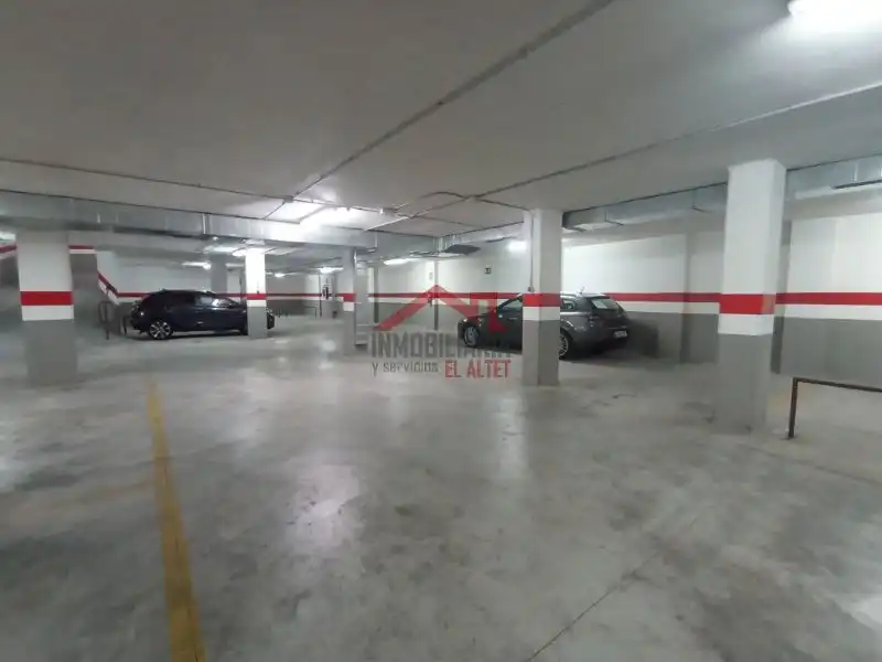 Garage zur Miete in Carrer Armada Espaṅola, 33, El Altet
