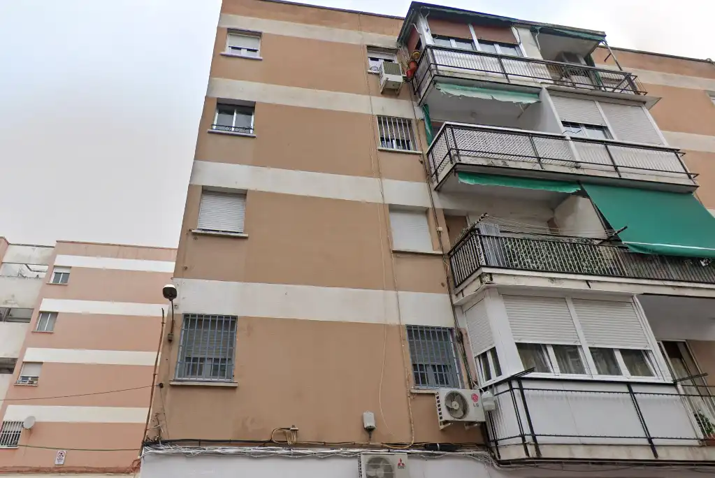 Vista exterior de Pis en venda en Parla