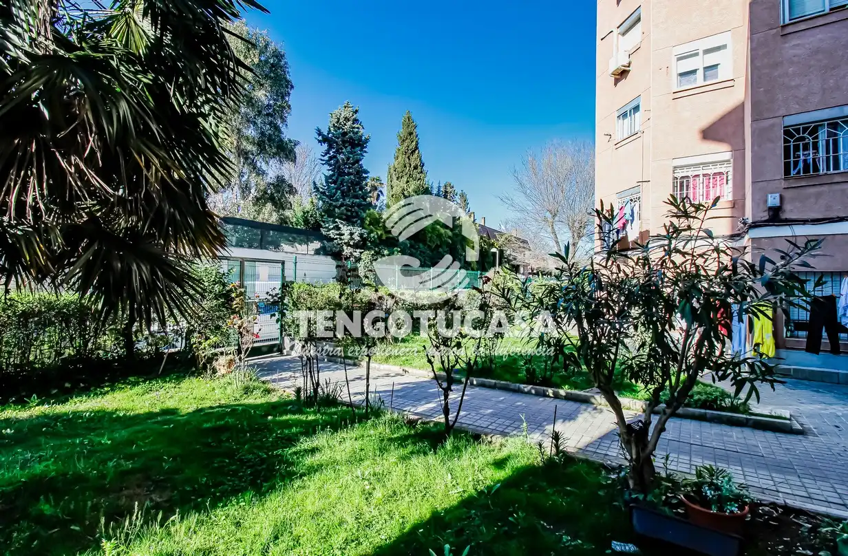 Piso en venta en Calle del Ángel de la Guarda, Canillejas