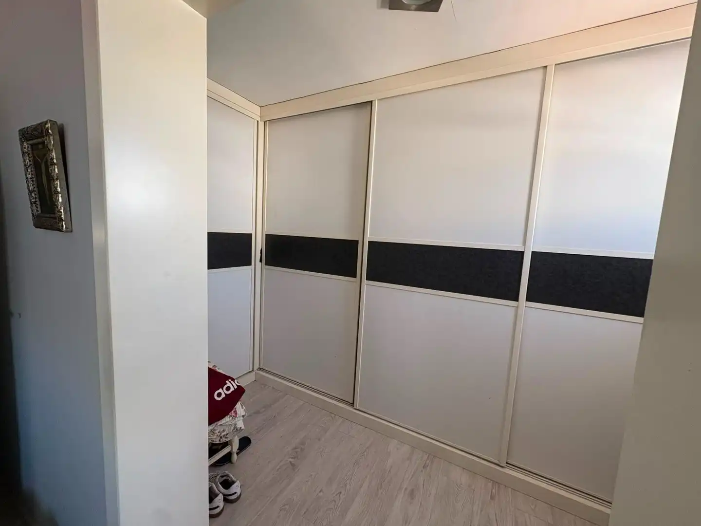 Habitación de Casa adosada en venta en Bollullos de la Mitación con Aire acondicionado y Trastero