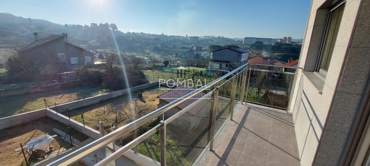 Terrassa de Dúplex en venda en Ourense Capital  amb Calefacció, Terrassa i Balcó