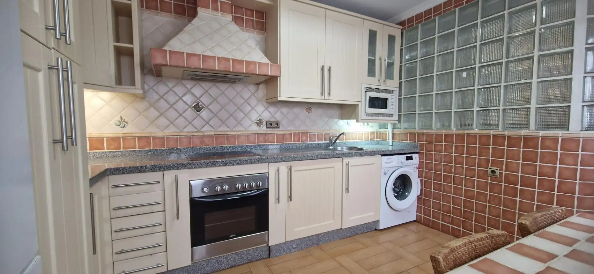 Apartament amb ascensor de lloguer a Calle San Isidro 5