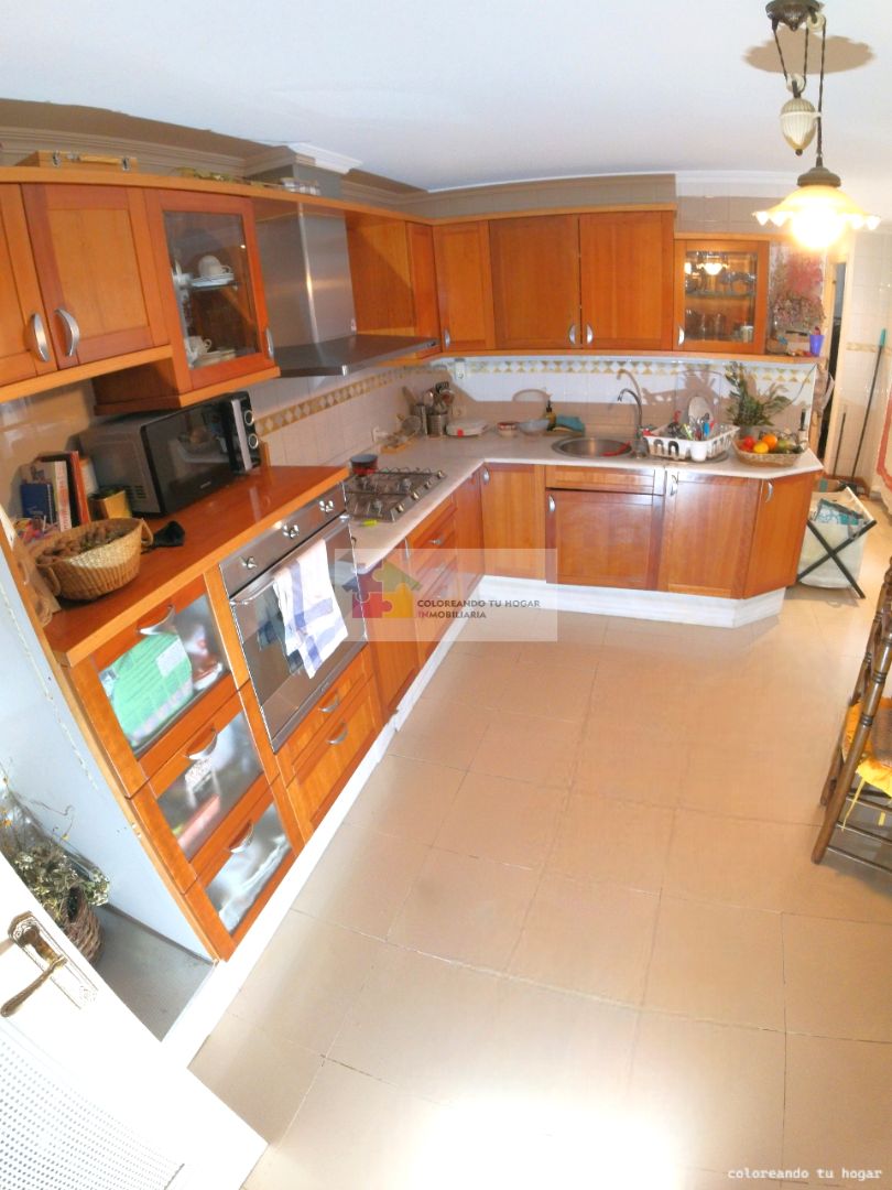 Kitchen of Flat for sale in Ponferrada  with Air Conditioner, Heating and Private garden
