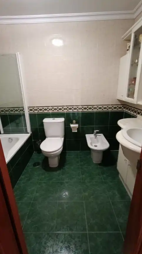 Badezimmer von Wohnung zum Verkauf in Valladolid mit Heizung, Privatgarten und Abstellraum