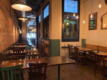Local comercial en traspaso en Eixample
