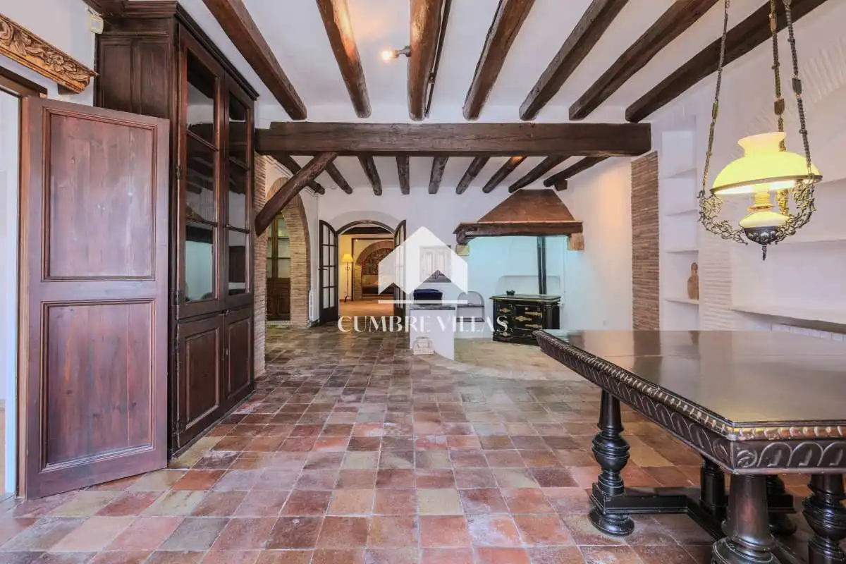 Sala d'estar de Casa o xalet en venda en Sant Pere de Ribes amb Calefacció, Terrassa i Traster