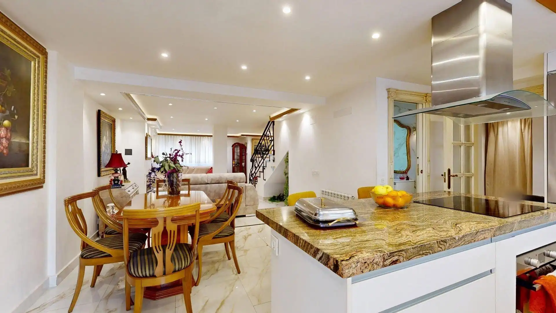Cocina de Casa o chalet en venta en Zaragoza con Calefacción, Terraza y Balcón
