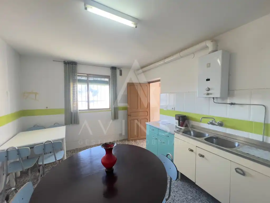 Houses for sale in N/A, Alhóndiga