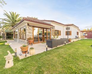 Jardí de Casa o xalet en venda en Villanueva de la Cañada amb Calefacció, Jardí privat i Piscina