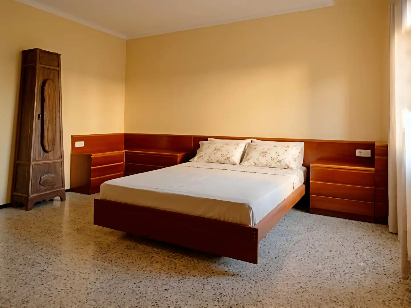 Dormitori de Finca rústica de lloguer en Corçà amb Jardí privat, Parquet i Moblat