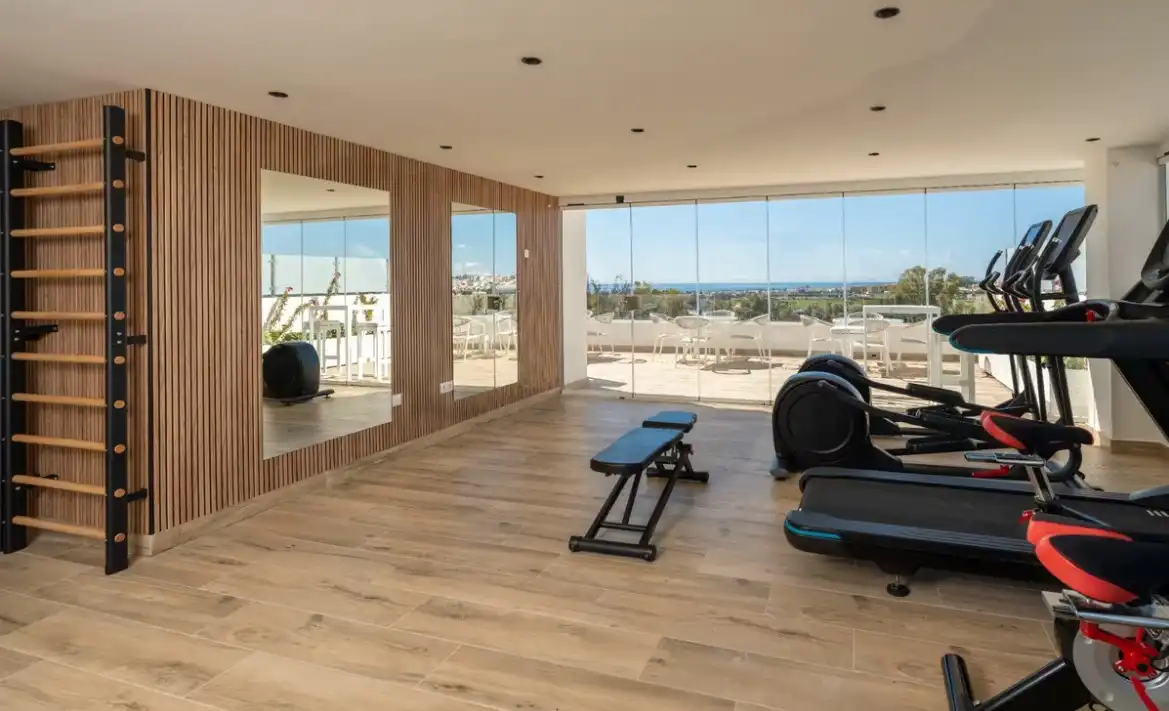 Schlafzimmer von Wohnung zur Miete in Marbella mit Klimaanlage, Heizung und Terrasse