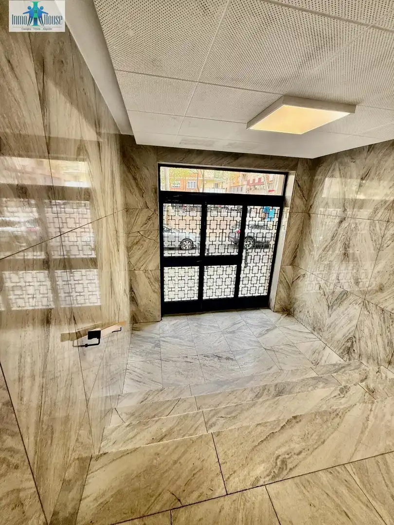 Piso con terraza en venta en Feria, imagen 38
