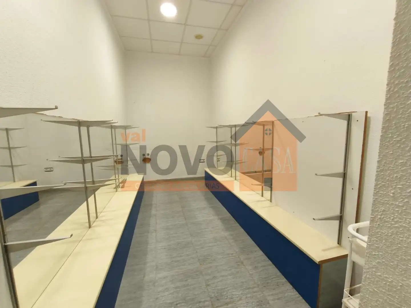 Business premises for sale in Aureli Guaita Martorell, imagen 10