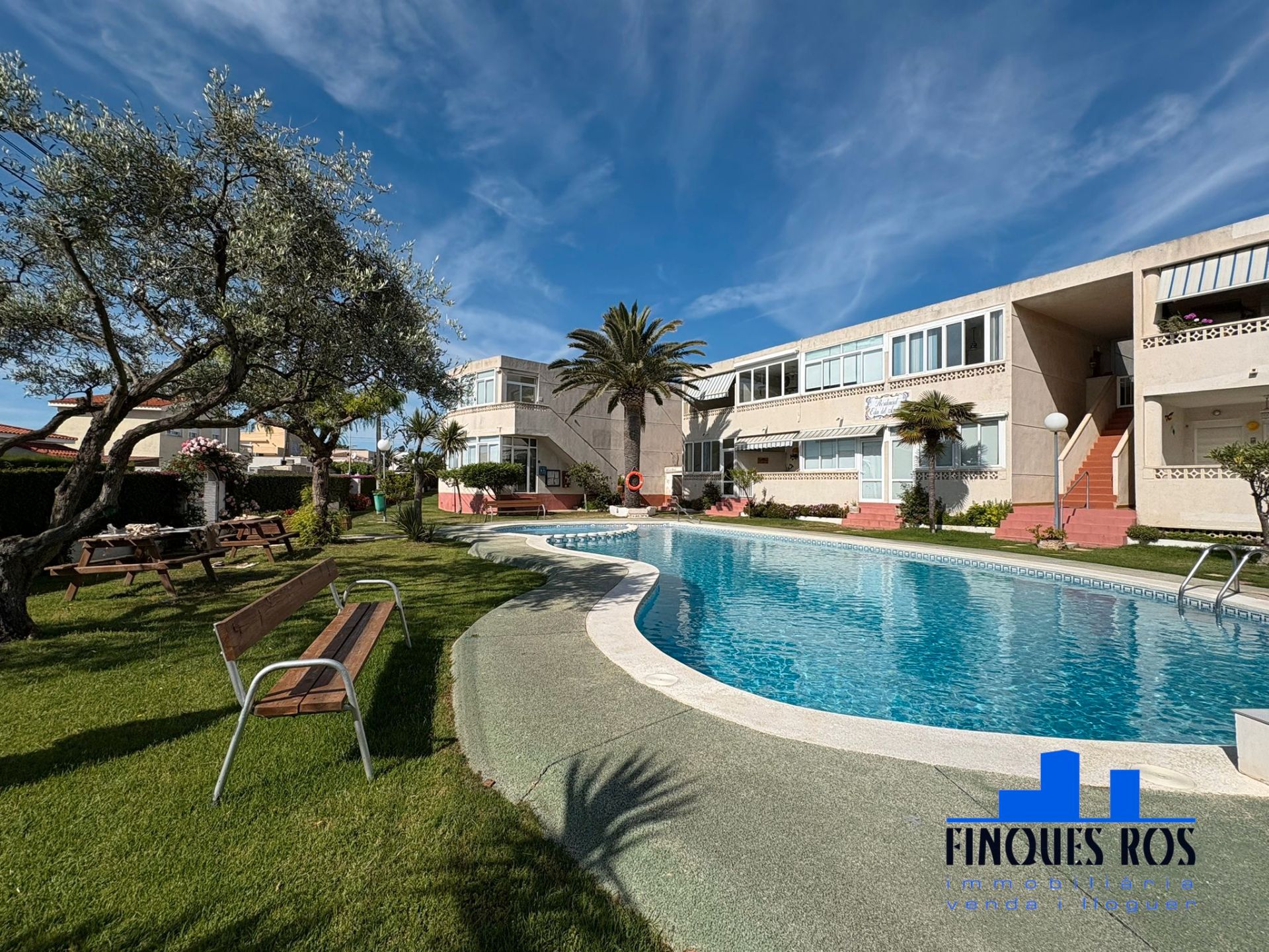 Piscina de Apartament de lloguer en Vinaròs amb Aire condicionat, Calefacció i Jardí privat