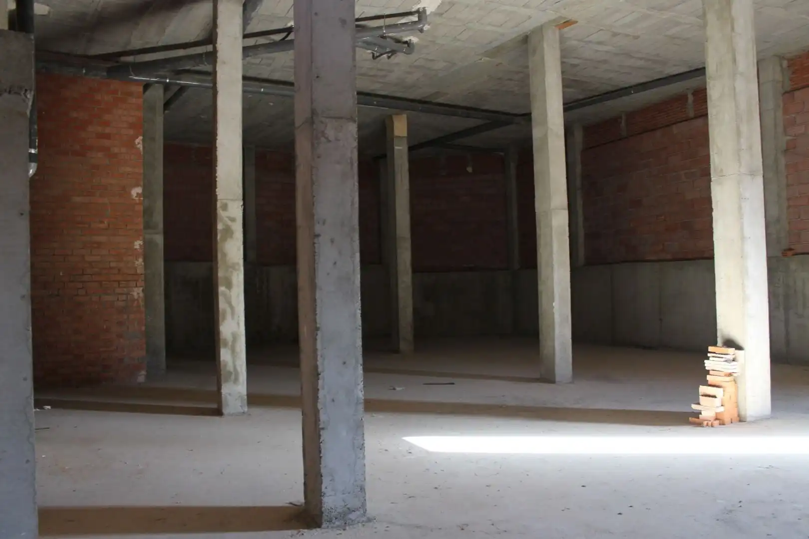 Local comercial de lloguer a Monzón, imagen 5